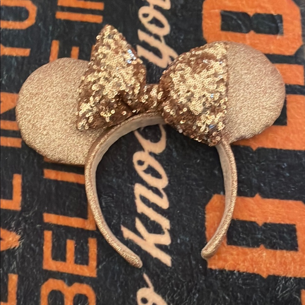 Disney Minnie Mouse ears